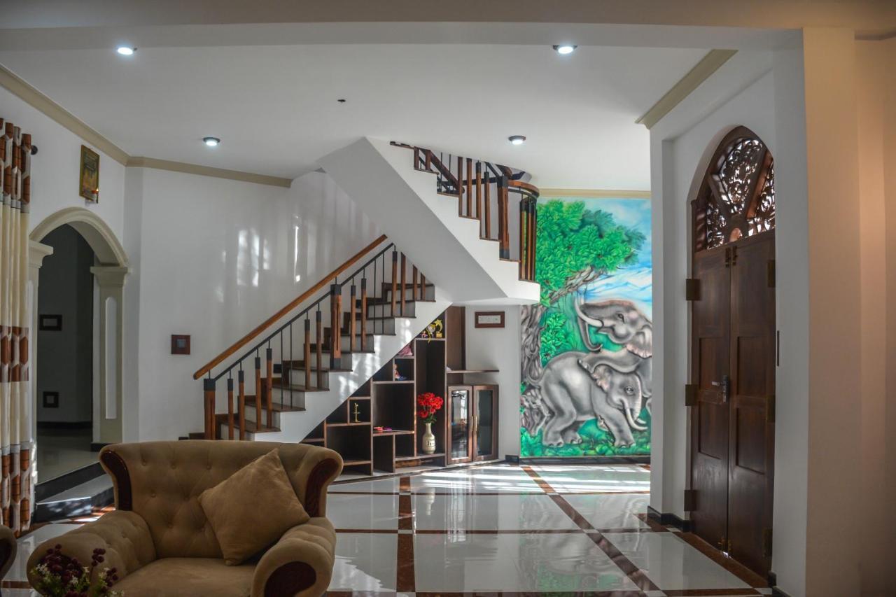 Janu Homestay แทนกาลเล ภายนอก รูปภาพ